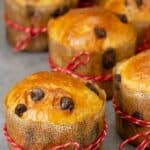 Mini chocolate panettone